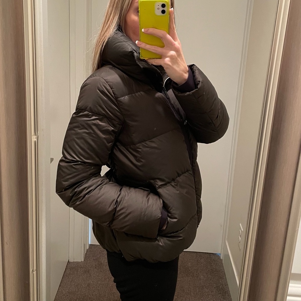 Lululemon Wunder Puff